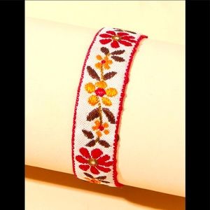 🌼🌹 Bohemian floral embroidery bracelet 🌹🌼